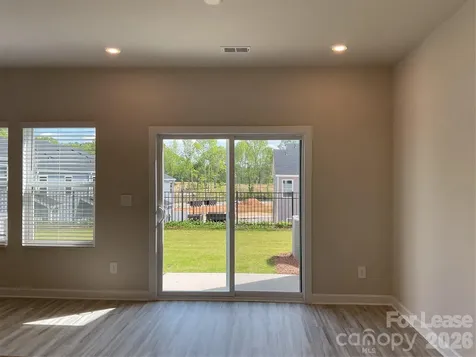 5042 Kellaher Place Charlotte NC 28216
