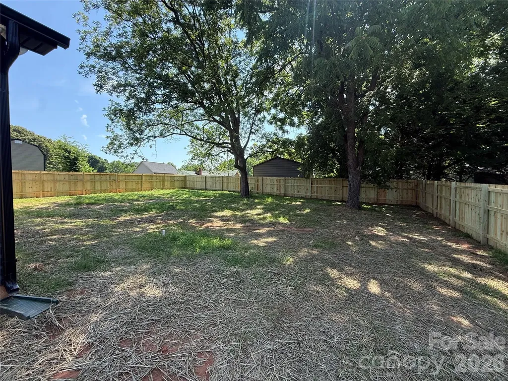 707 Robin Avenue Kannapolis NC 28081