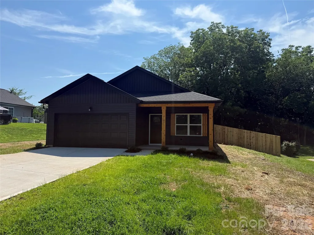 707 Robin Avenue Kannapolis NC 28081