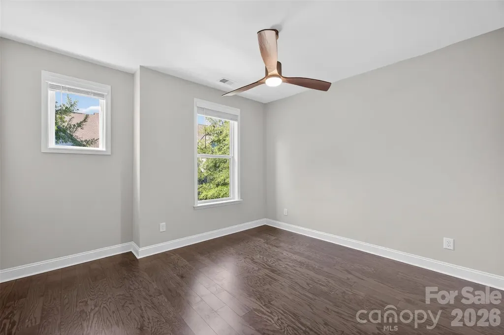 6318 Southgrove Street Charlotte NC 28277