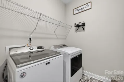 6318 Southgrove Street Charlotte NC 28277