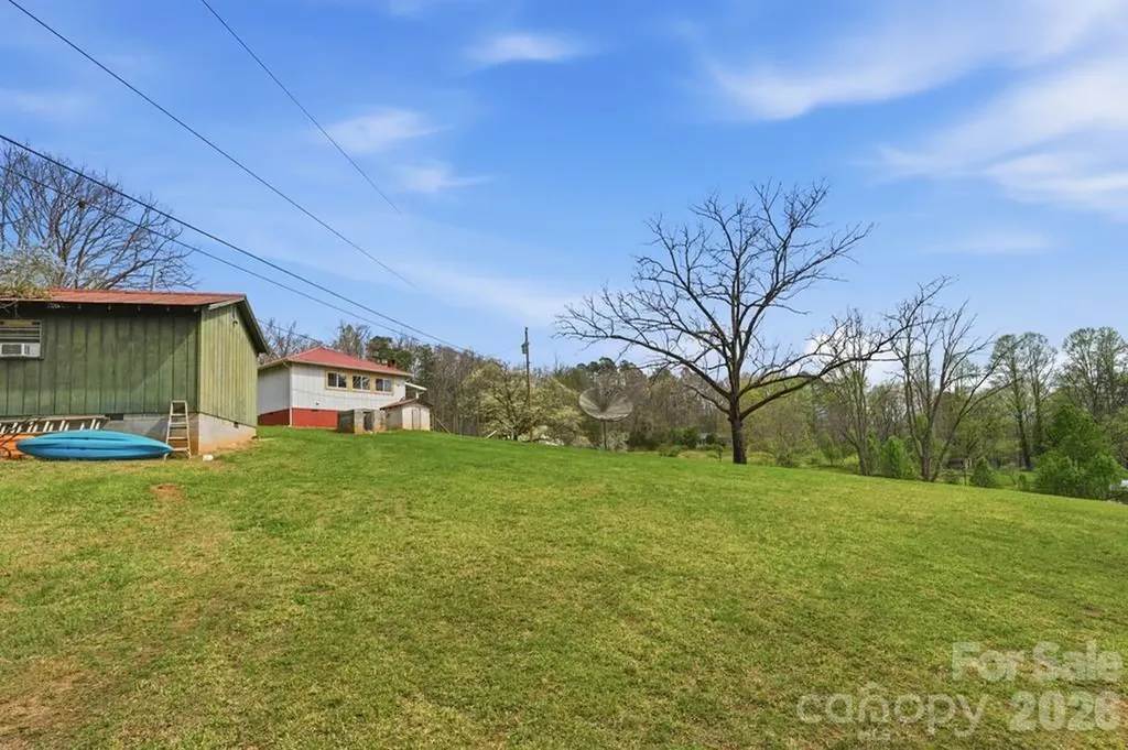 337 Town Mountain Road Hayesville NC 28904