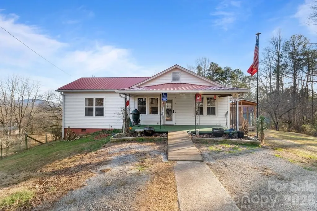 337 Town Mountain Road Hayesville NC 28904