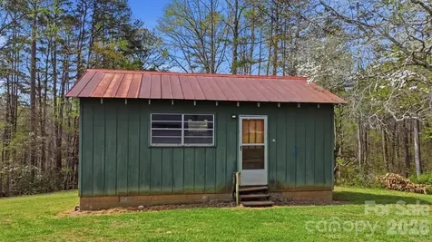337 Town Mountain Road Hayesville NC 28904