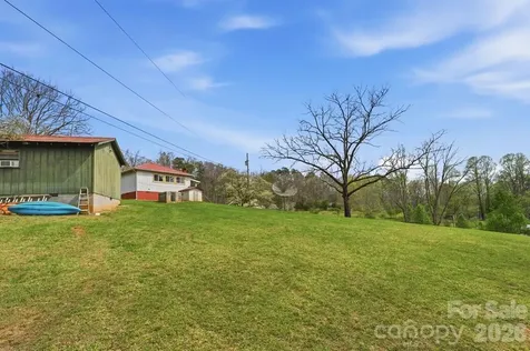 337 Town Mountain Road Hayesville NC 28904