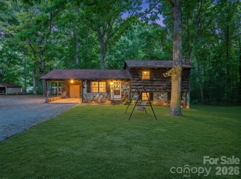 145 Nathaniel Lane Kannapolis NC 28081
