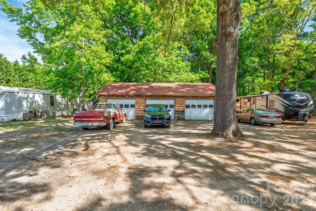 145 Nathaniel Lane Kannapolis NC 28081