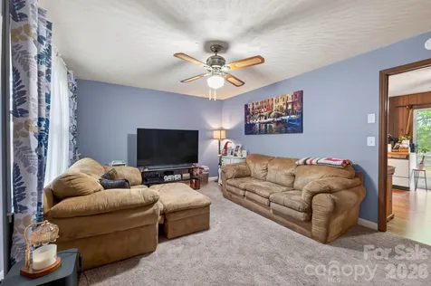145 Nathaniel Lane Kannapolis NC 28081