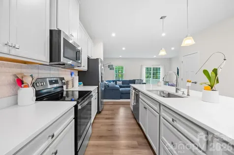 2139 Autumn Cyprus Avenue Gastonia NC 28054