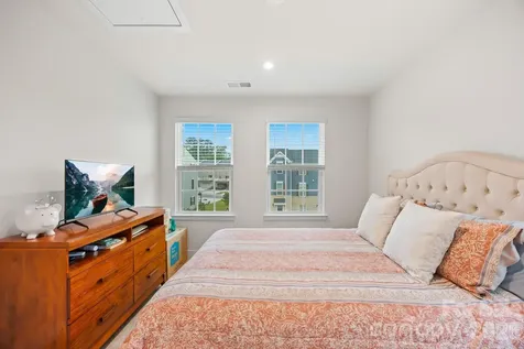 2139 Autumn Cyprus Avenue Gastonia NC 28054