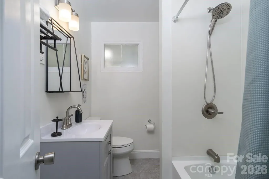 29 Friendly Drive Old Fort NC 28762