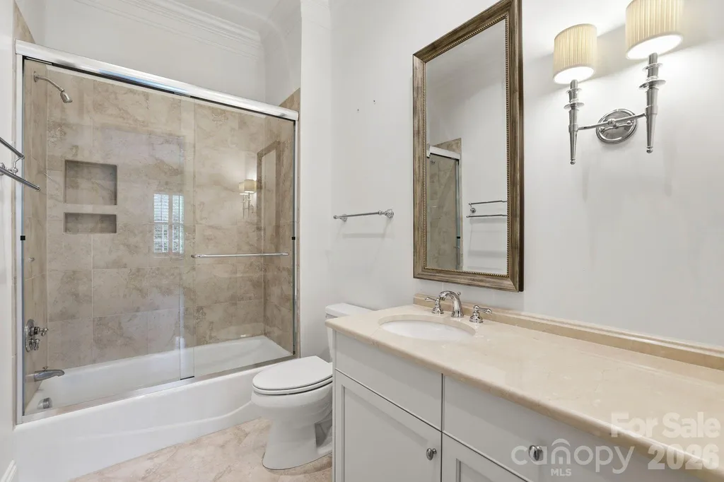 168 Cherokee Road Charlotte NC 28207