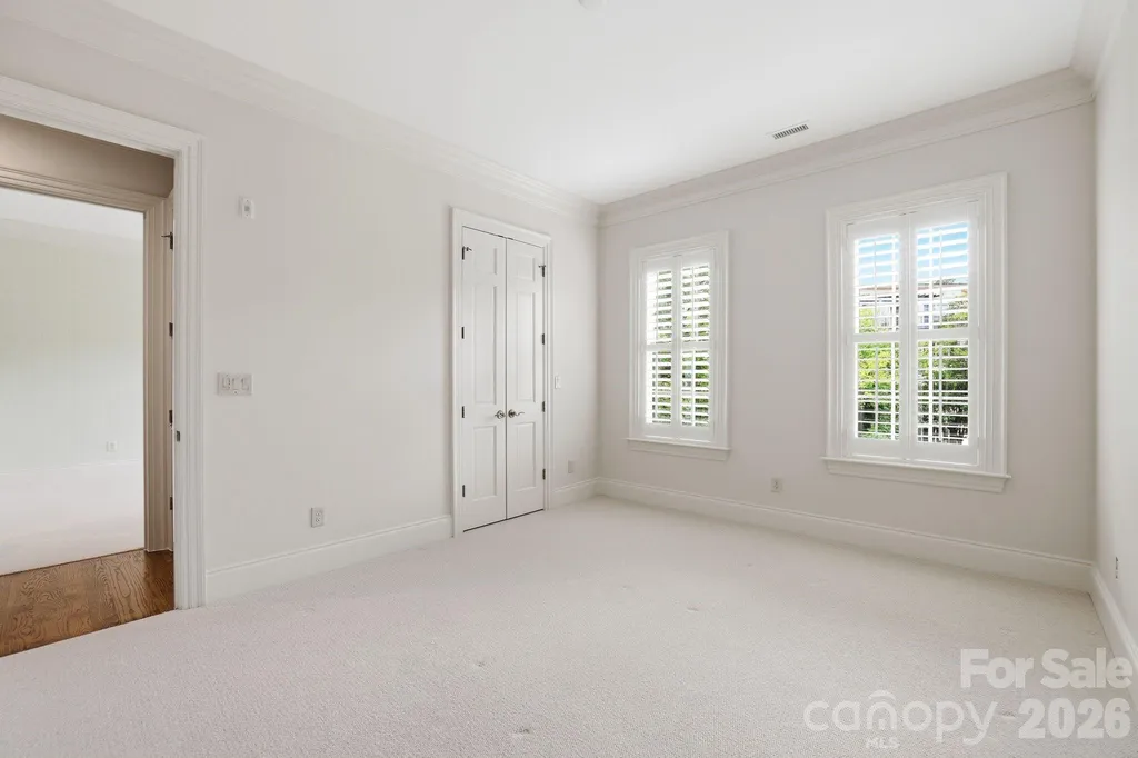 168 Cherokee Road Charlotte NC 28207