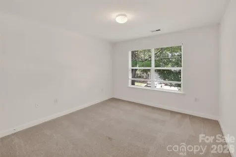 336 Doughton Lane Charlotte NC 28217