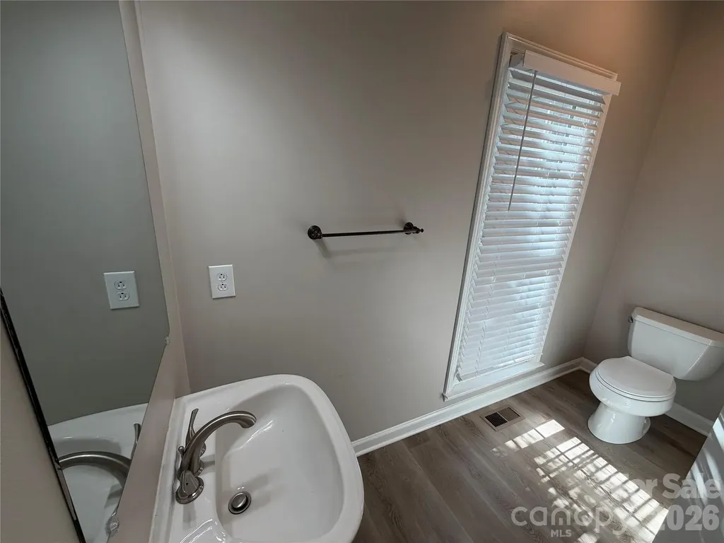 4714 Avonwood Lane Charlotte NC 28270