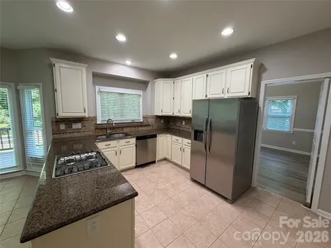 4714 Avonwood Lane Charlotte NC 28270