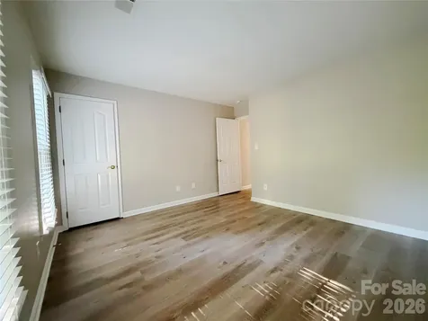 4714 Avonwood Lane Charlotte NC 28270