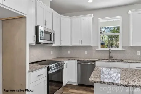 612 Central Drive Statesville NC 28677