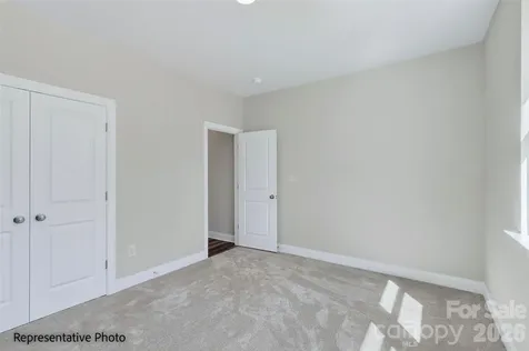 612 Central Drive Statesville NC 28677