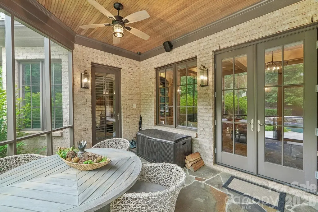 8905 Whirlaway Lane Waxhaw NC 28173