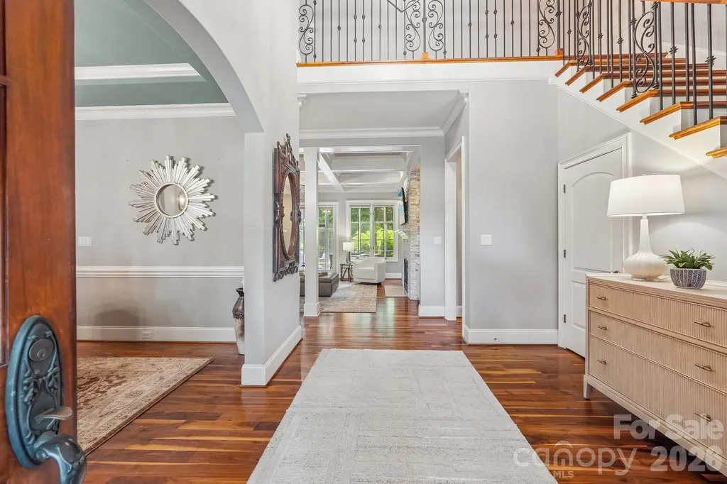 8905 Whirlaway Lane Waxhaw NC 28173