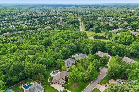 8905 Whirlaway Lane Waxhaw NC 28173