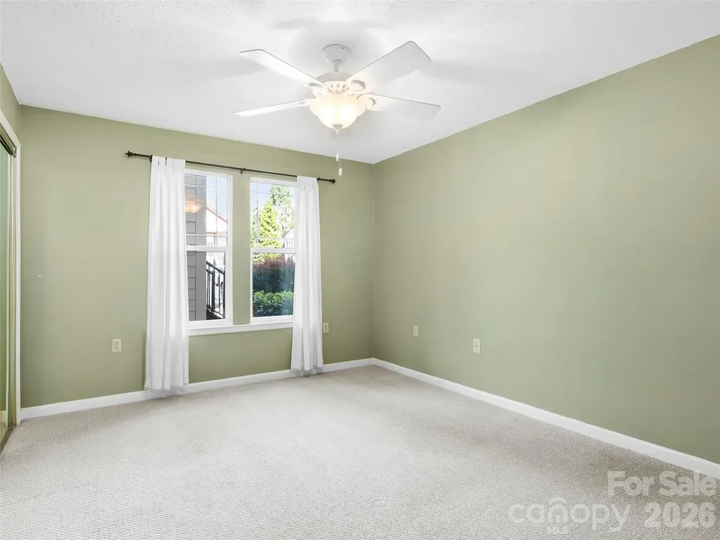 2303 Deermouse Way Hendersonville NC 28792