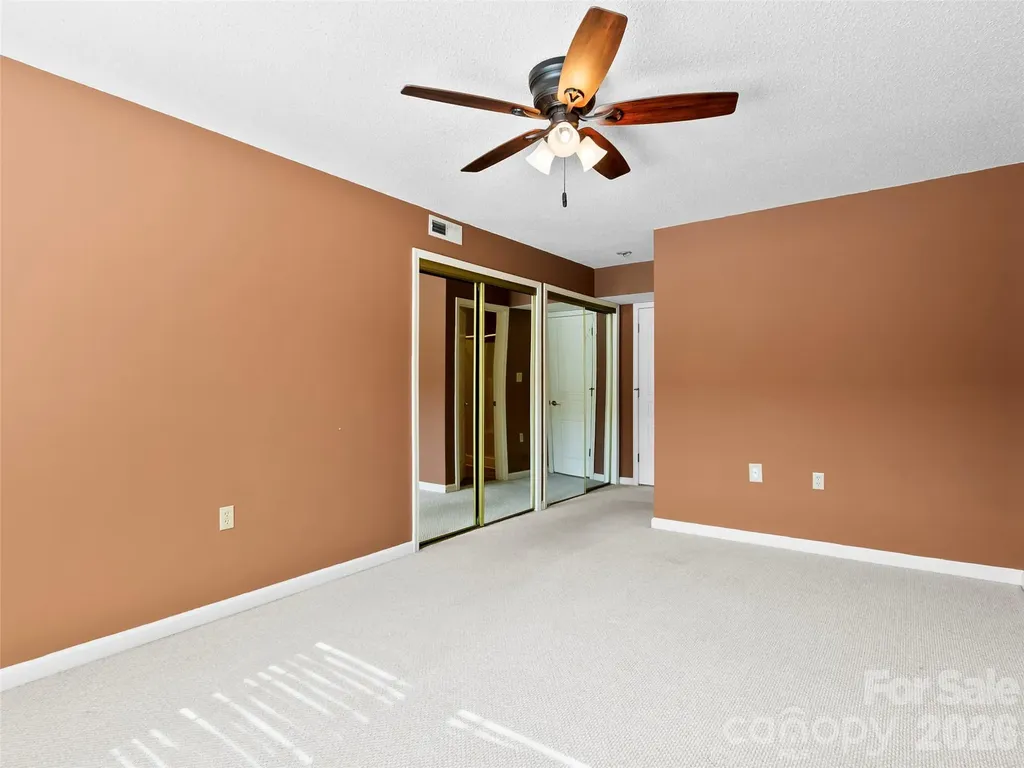2303 Deermouse Way Hendersonville NC 28792