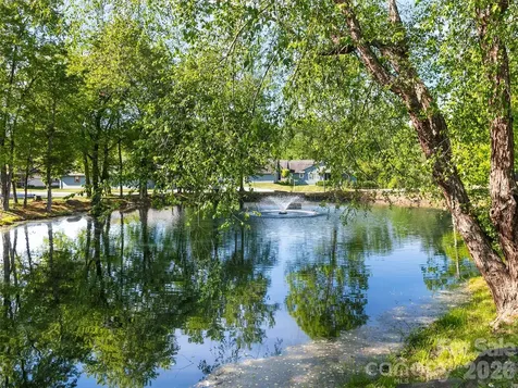 2303 Deermouse Way Hendersonville NC 28792