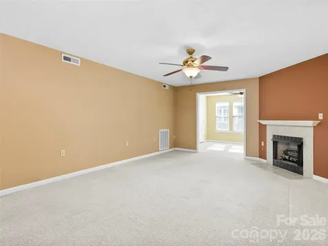 2303 Deermouse Way Hendersonville NC 28792