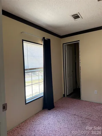 2640 Old Wire Road Wallace SC 29596