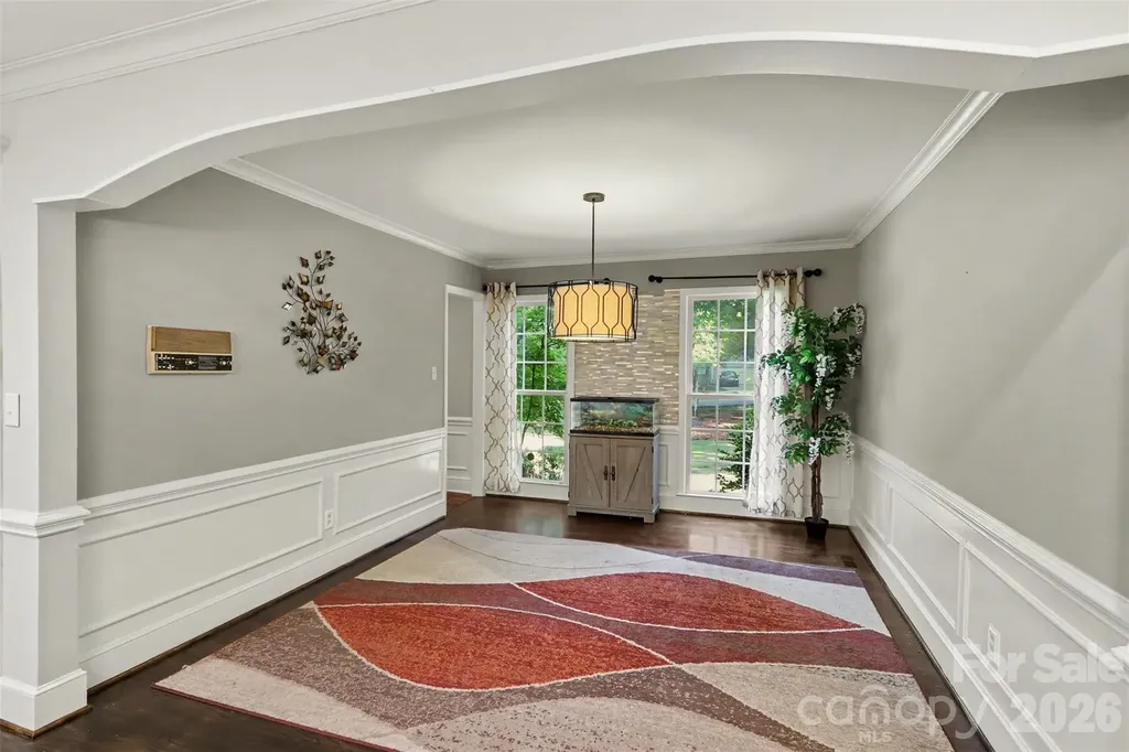 5812 Camelot Drive Charlotte NC 28270