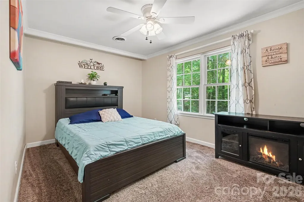 5812 Camelot Drive Charlotte NC 28270