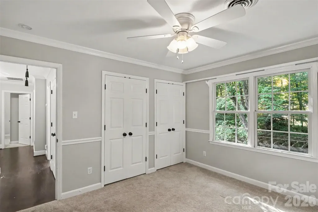 5812 Camelot Drive Charlotte NC 28270