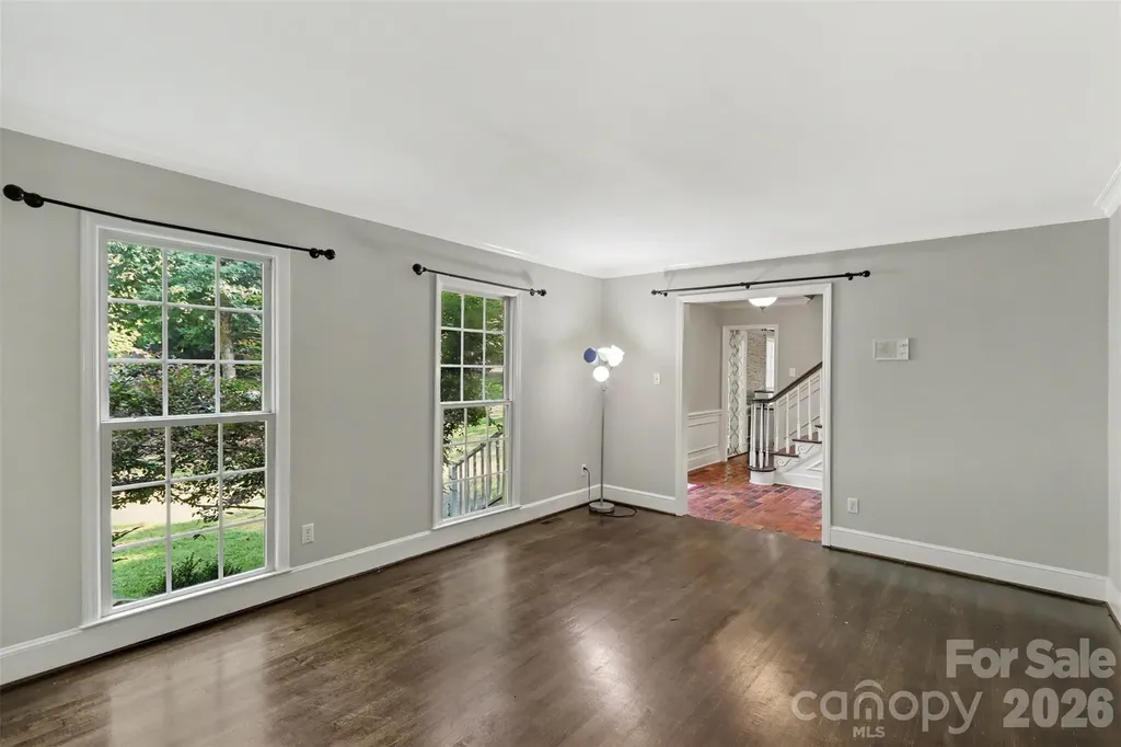 5812 Camelot Drive Charlotte NC 28270
