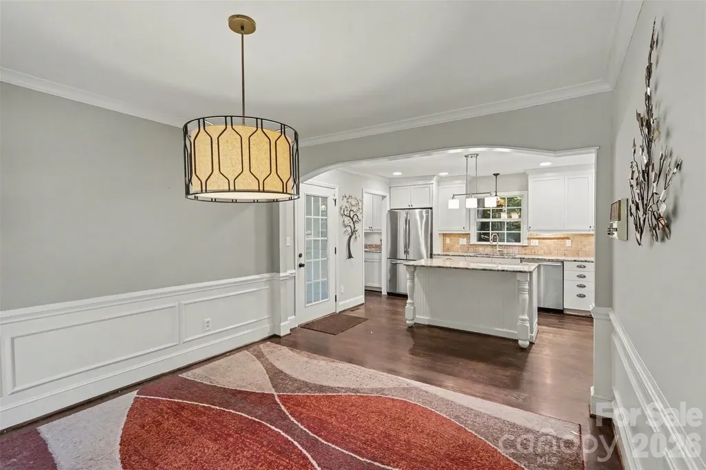 5812 Camelot Drive Charlotte NC 28270
