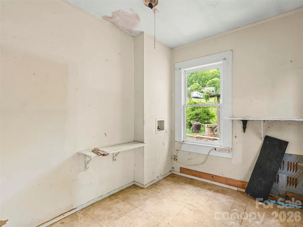 1669 Fisher Creek Road Sylva NC 28779