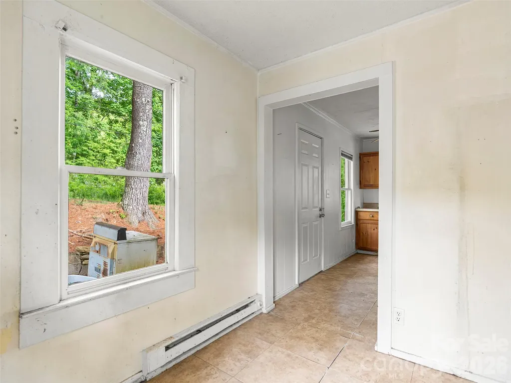 1669 Fisher Creek Road Sylva NC 28779