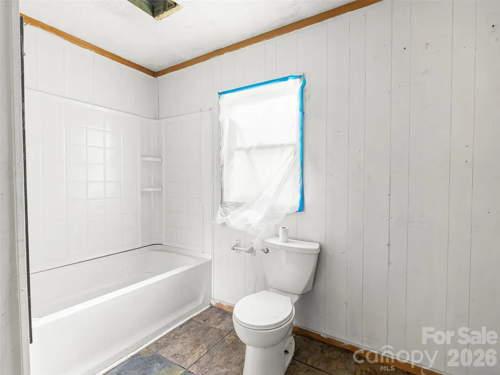 1669 Fisher Creek Road Sylva NC 28779