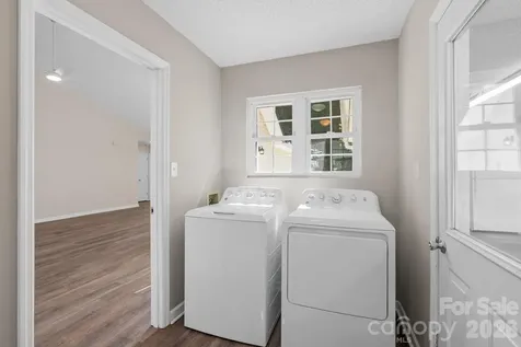 2 Gatehouse Court Asheville NC 28803