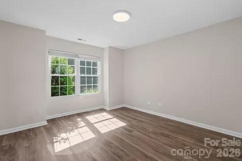 2 Gatehouse Court Asheville NC 28803