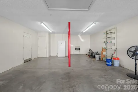2 Gatehouse Court Asheville NC 28803