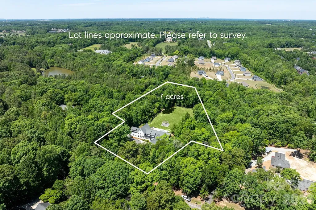 8512 Prince Valiant Drive Waxhaw NC 28173