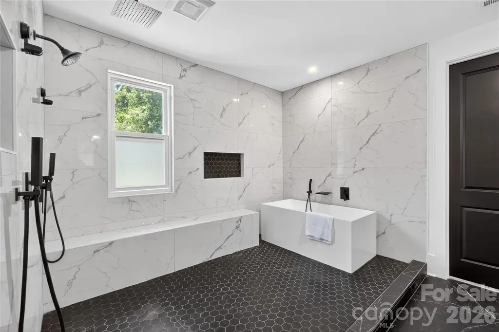 8512 Prince Valiant Drive Waxhaw NC 28173