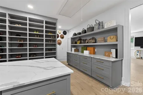 8512 Prince Valiant Drive Waxhaw NC 28173