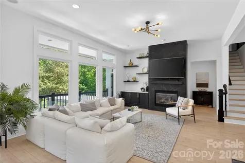 8512 Prince Valiant Drive Waxhaw NC 28173