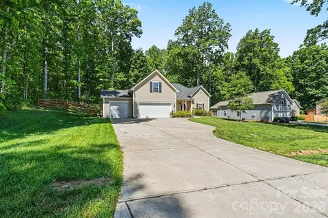 12301 Flatbush Drive Huntersville NC 28078