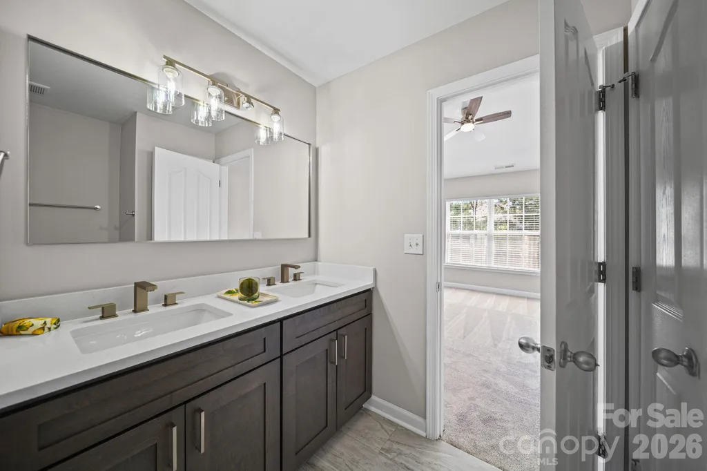 12719 Persimmon Tree Drive Charlotte NC 28273
