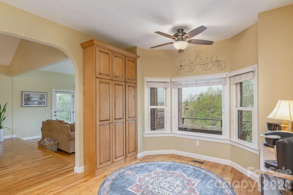 28 Tudor Crescent Court Hendersonville NC 28739