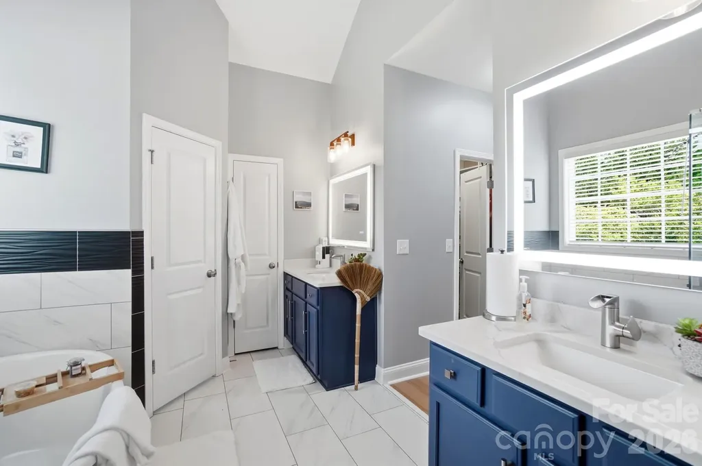 5305 Radcliffe Drive Waxhaw NC 28173